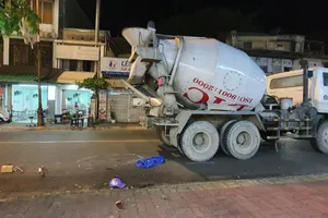 Vũng Tàu: Một thanh niên tử vong sau va chạm xe trộn bê tông