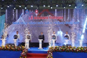 Nhà máy kính công nghệ cao đi vào hoạt động tại KCN Phú Mỹ 2