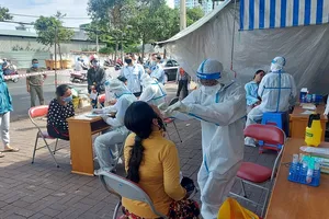 Xét nghiệm người dân, tiểu thương đến chợ Vũng Tàu từ ngày 3 đến 6-7