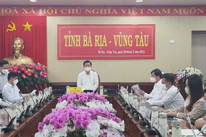 Bà Rịa- Vũng Tàu lý giải việc cấm dùng xe 2 bánh đi làm, shipper phải âm tính 