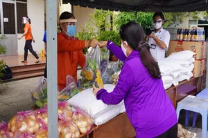 Vũng Tàu san sẻ yêu thương từ phiên chợ 0 đồng mùa dịch COVID-19