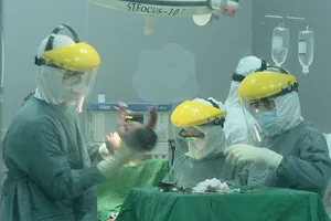 Bà Rịa- Vũng Tàu: Mổ bắt con cho một sản phụ mắc COVID-19