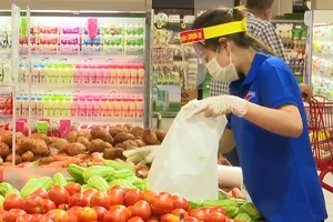 Vũng Tàu hủy thẻ ra ngoài đi chợ, vận động mua hàng online, nhờ Tổ đi chợ hộ