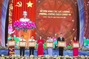 Bà Rịa- Vũng Tàu tôn vinh các lực lượng phòng chống dịch COVID-19