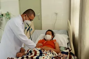 Bà Rịa-Vũng Tàu: Một bệnh nhân sốc sốt xuất huyết nặng được điều trị khỏi 