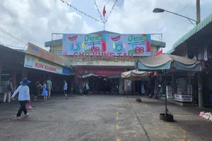 Tiểu thương chợ Vũng Tàu 'khóc ròng' vì buôn bán kém, giá thuê tăng cao