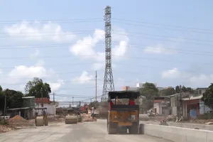 Vũng Tàu di dời lưới điện cao thế trước tháng 6-2024 để làm đường Hàng Điều