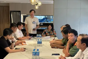 Đoàn liên ngành Vũng Tàu làm việc về vụ gắn camera trong căn hộ cho thuê tại tòa nhà The Sóng 