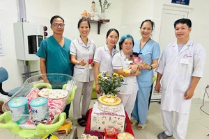 Xét chuyển đưa trẻ mồ côi ở Bệnh viện Vũng Tàu vào cơ sở bảo trợ