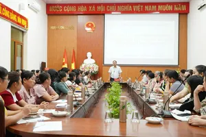 Vụ bữa ăn 30 ngàn chỉ có 2 miếng giò: Nhiều giáo viên bật khóc khi phản ánh với Chủ tịch huyện