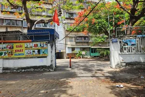 Chủ tịch TP Vũng Tàu đối thoại với các hộ dân tại khu nhà số 284 Nguyễn An Ninh