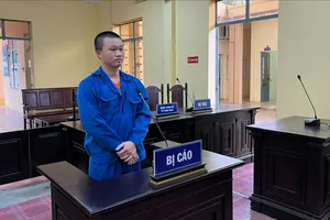 Cướp 170 ngàn của bà ngoại rồi trả lại 100 ngàn, cháu bị phạt 3,5 năm tù