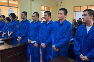 Nhóm bị cáo tổ chức tiệc ma túy trong phòng Karaoke lãnh án