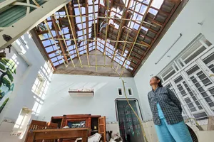 Ước mong của người dân xóm biển phường Sông Cầu sau đêm bão kinh hoàng