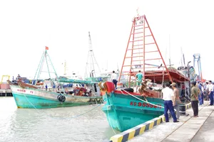 Bộ Tư lệnh Vùng Cảnh sát biển 3 phát hiện 2 tàu cá tháo thiết bị giám sát hành trình