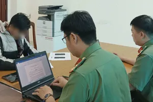 4 người bị phạt vì đăng sai sự thật trên Facebook về sáp nhập đơn vị hành chính 