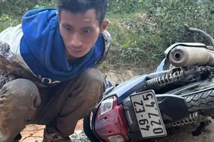 Kẻ cướp ngân hàng ở Lâm Đồng mang theo xăng để gây án