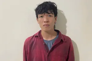 Đọc báo biết bị truy nã, bị can đến cơ quan công an đầu thú