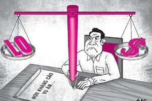 Cựu thư ký Tòa Cấp cao tại TP.HCM bị bắt