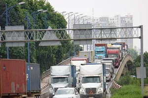 TP.HCM sẽ thu phí cảng biển, mở rộng các đường kết nối