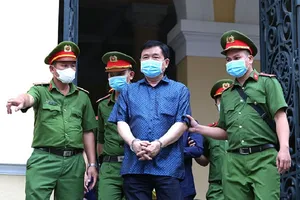 Ông Đinh La Thăng đổ tội cho ông Nguyễn Hồng Trường