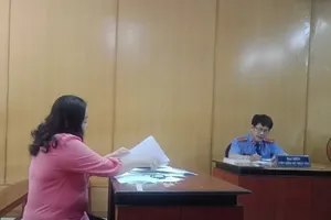 Tiến sĩ thuê tạt acid nhân tình của chồng: Sửa án phần dân sự