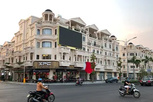 Chặn găm đất, đánh thuế cao để ngăn làn sóng tăng giá