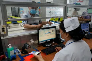 Đi khám bệnh không cần thẻ BHYT: Tiện lợi và những lưu ý