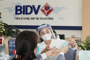 Giảm lãi suất cho vay, hỗ trợ doanh nghiệp vượt khó