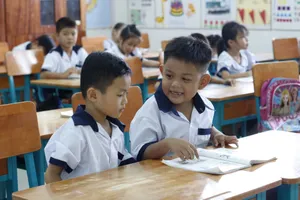 Học sinh về quê, mắc kẹt: Địa phương nên cho 'học gửi'