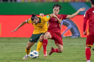 Tiến Linh gặp khó, thầy Park cần thay đổi