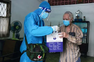 Các chuyên gia góp ý về chiến lược xét nghiệm