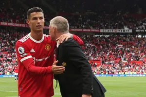 MU rối hơn khi có Ronaldo