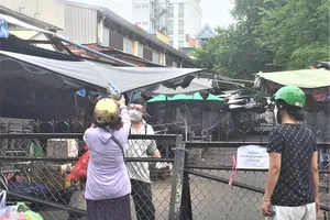 Mở lại kênh bán hàng để hạ nhiệt giá rau, thịt