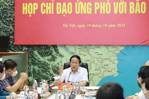 Nguy cơ bão chồng bão, lũ chồng lũ trong 10 ngày tới