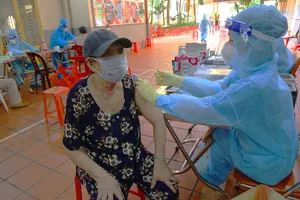 Ban hành quy định chống dịch mới, tạm dừng Chỉ thị 15, 16, 19