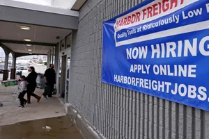 Mỹ thiếu lao động vì dân không màng đi làm?