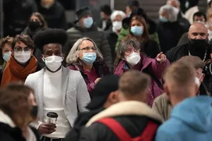 Bất ngờ với sức mạnh 'nghĩa vụ tiêm chủng'