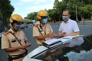 Chủ xe cho thuê mách 'chiêu' khi dính phạt nguội