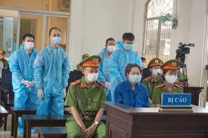 Bà trùm buôn lậu Mười Tường lãnh án 8 năm tù