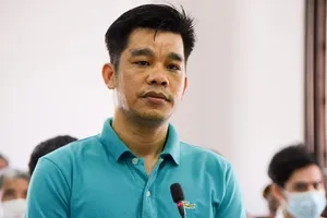 Dân nghèo sập bẫy lãi suất: 'Trả tiền đi, gia đình tôi khổ quá rồi!'