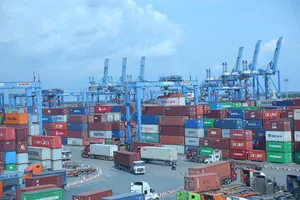 Các thông tin cần biết về thu phí hạ tầng cảng biển TP.HCM