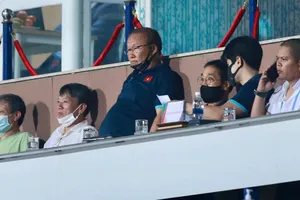 Popov tung hỏa mù, muốn chiến với ông Park