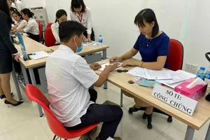 Cấm ngâm hồ sơ khai thuế: Nên tăng hậu kiểm