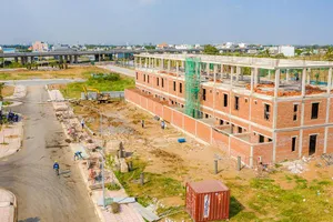 Nhà phố xây sẵn dưới 6 tỉ đồng được săn lùng