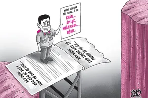 1 kiểm sát viên sắp hầu tòa vì 'quên' truy tố 33 bị can