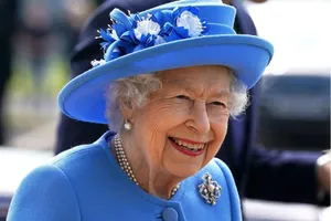 Nữ hoàng Elizabeth II - 'hòn đá tảng' của nước Anh đã ra đi