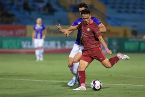 Kịch tính ở sân Quy Nhơn