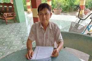 Tòa chỉ kiến nghị, UBND có buộc phải thu hồi sổ hồng?