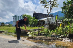 Hàng chục hộ dân 7 năm vất vả ở khu tái định cư